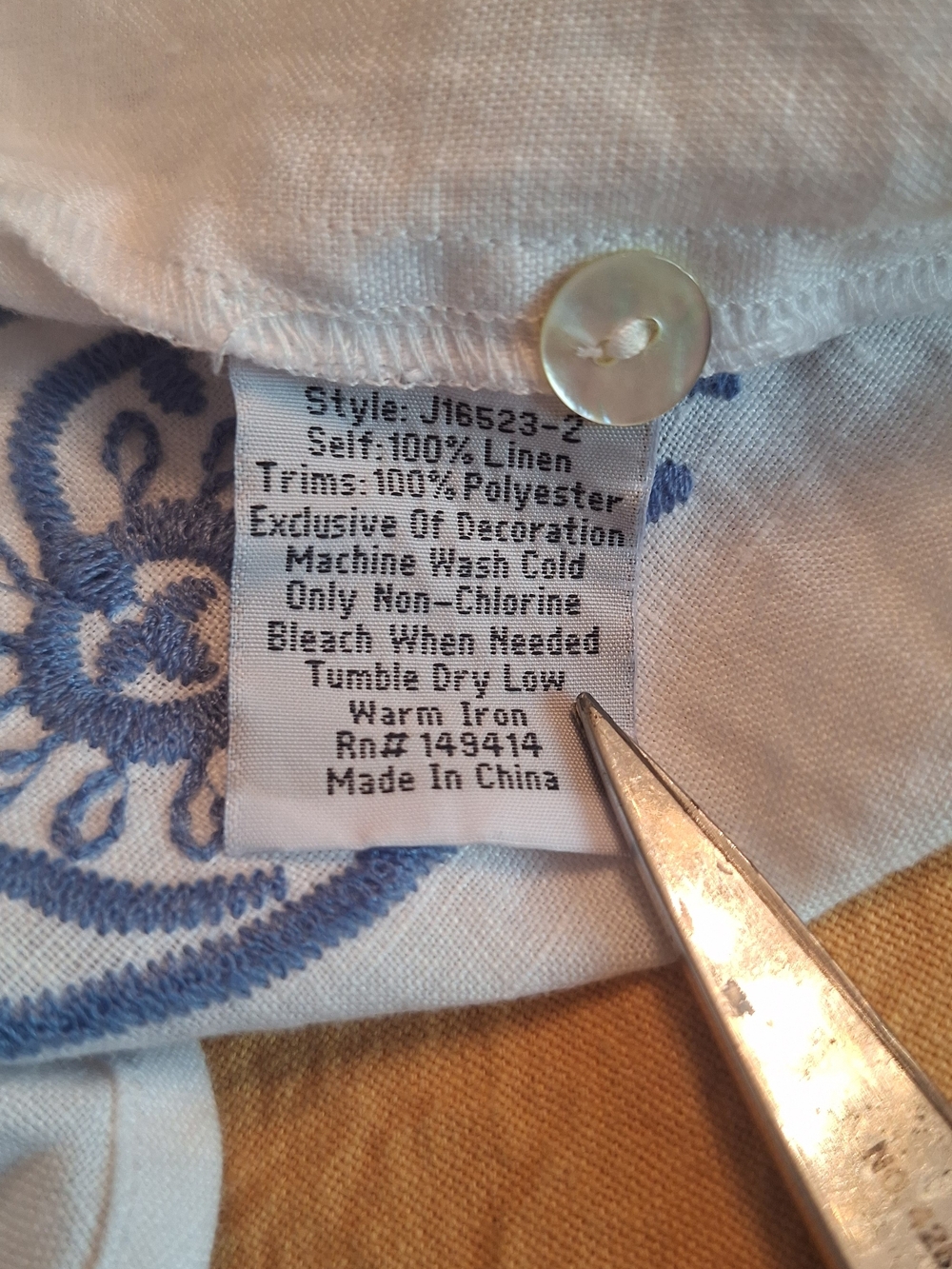 Johnny Was Lyra White Linen Shirt with Blue Floral Embroidery S - Picture 14 of 16